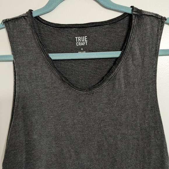 Gray true craft top - Picture 2 of 13